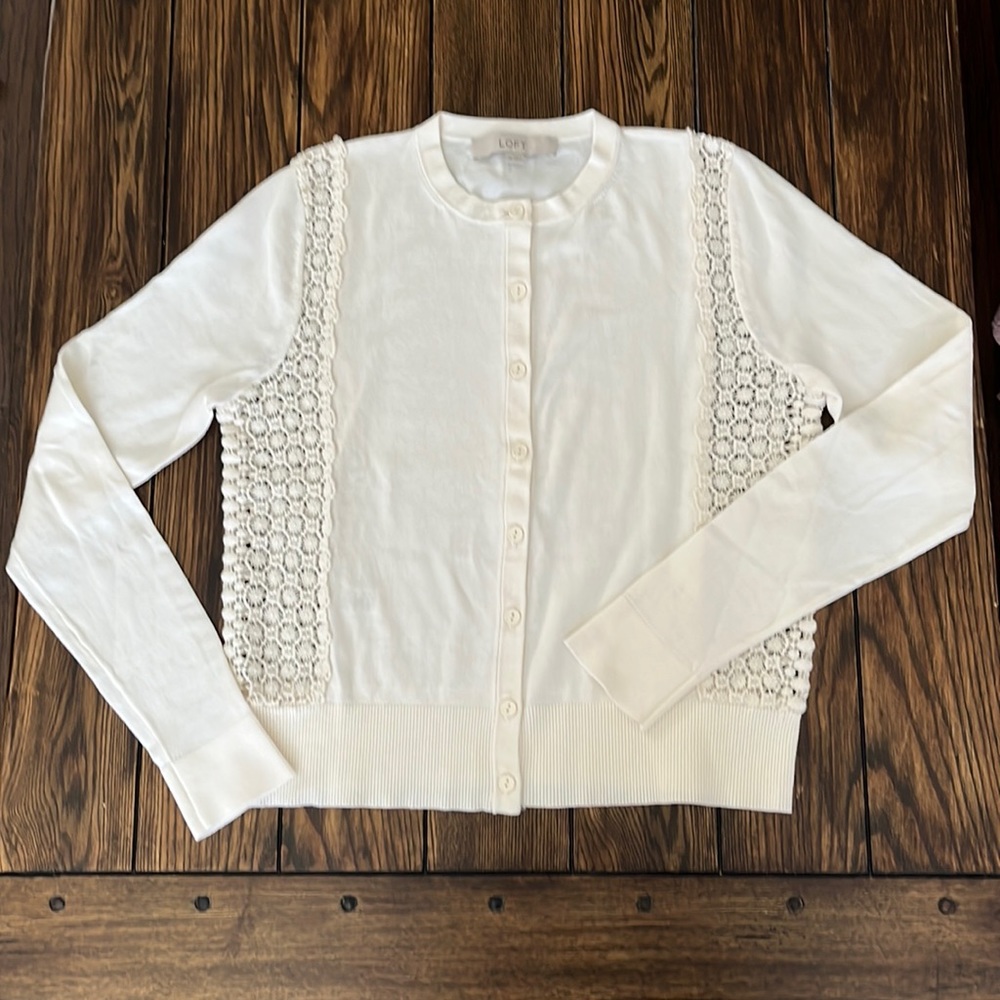 EUC Ann Taylor Loft ivory cardigan